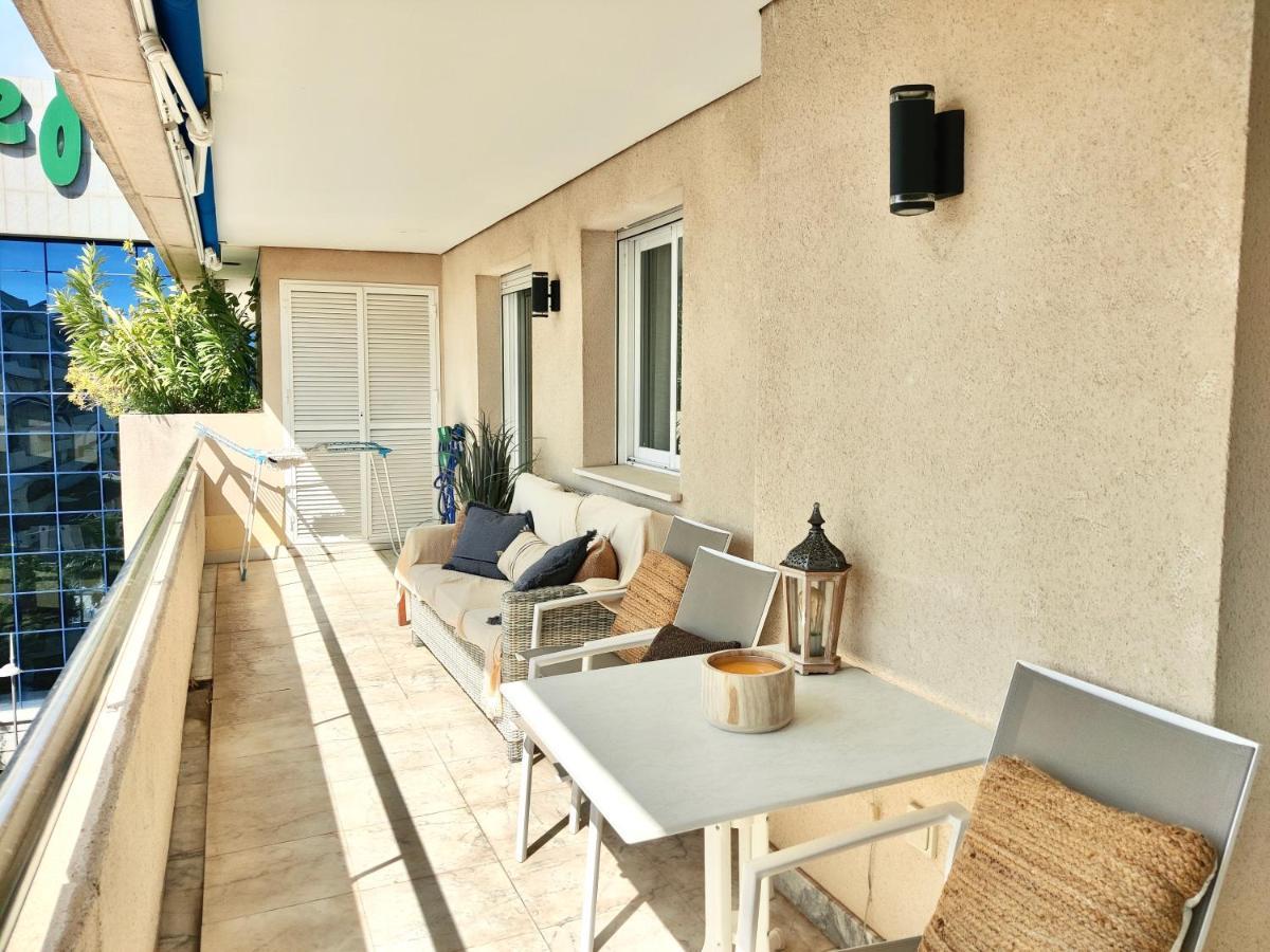 Exclusive Puerto Banus Beach Apartment Free Parking Wifi & Swimming Pool Марбелья Екстер'єр фото